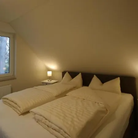 شقة K 108 Og - Ferienwohnung Mit Balkon Und Sauna Marienfelde